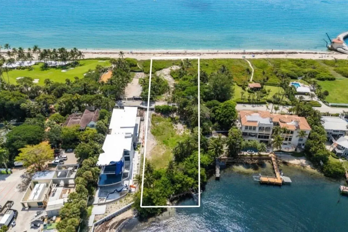 3060 S Ocean Boulevard, Lantana FL 33462