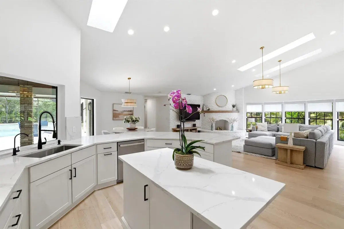 15395 Meadow Wood Drive, Wellington FL 33414