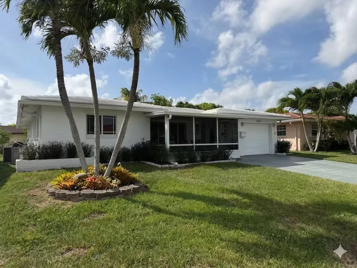 4927 NW 47th Terrace, Tamarac FL 33319