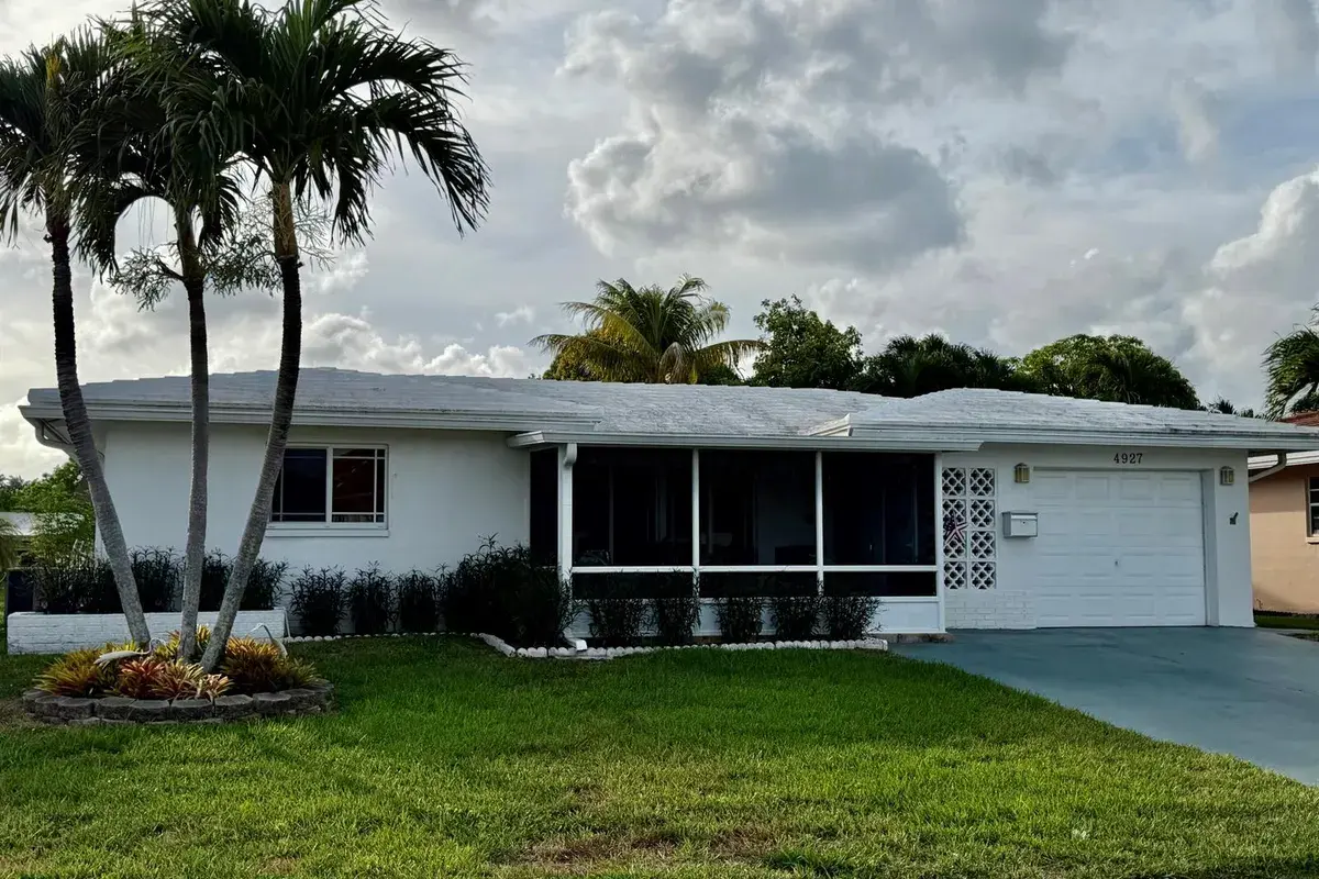 4927 NW 47th Terrace, Tamarac FL 33319