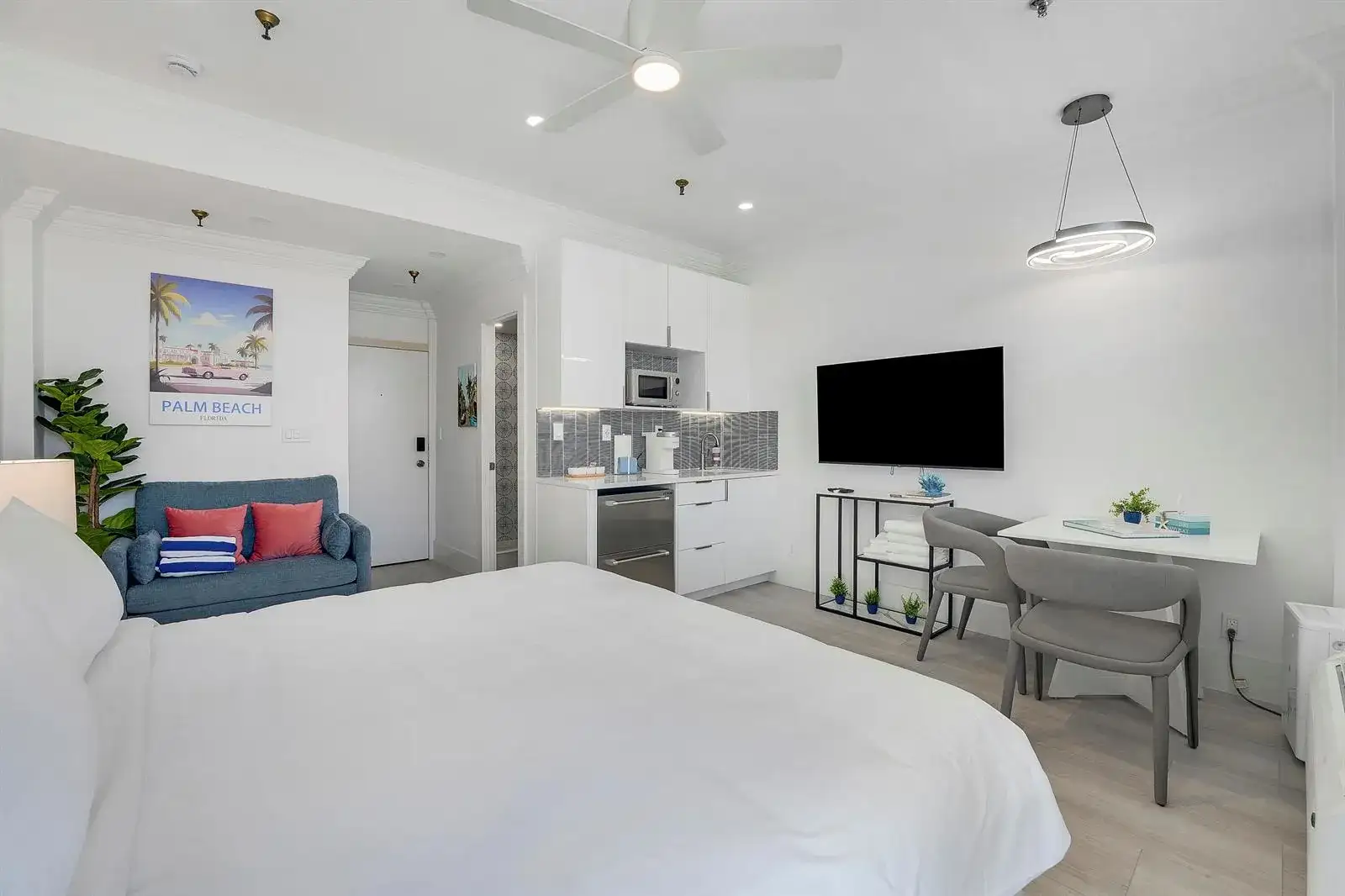 235 Sunrise Avenue # 2011, Palm Beach FL 33480 photo 4