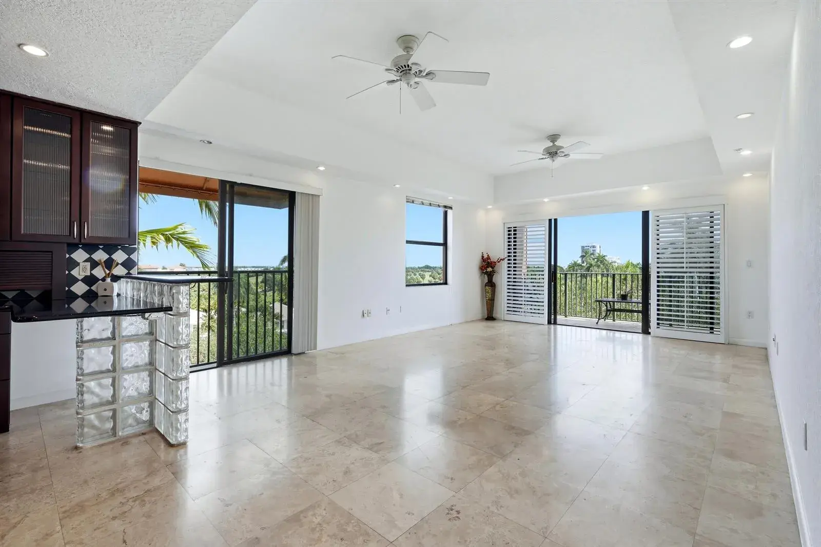 1640 Presidential Way # 501, West Palm Beach FL 33401