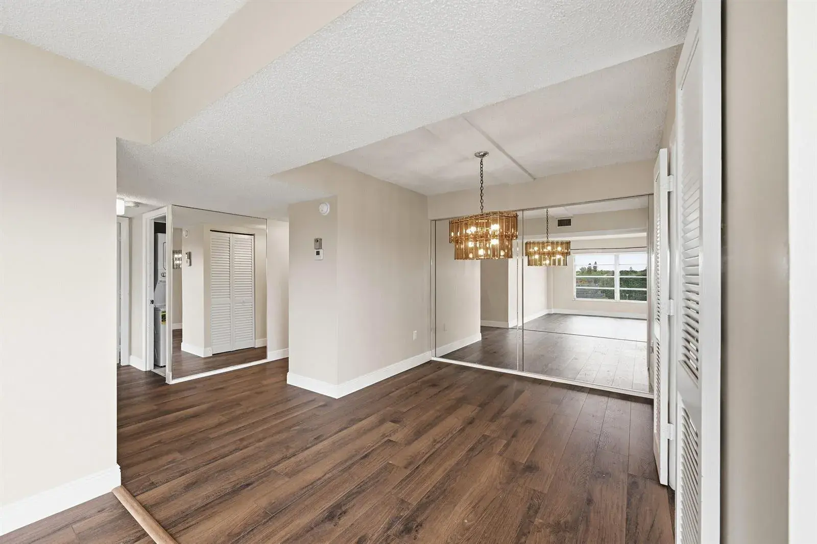 4158 Inverrary Drive # 511, Lauderhill FL 33319