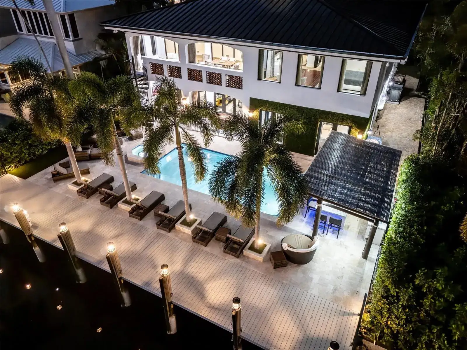 2430 Castilla Isle, Fort Lauderdale FL 33301 photo 2