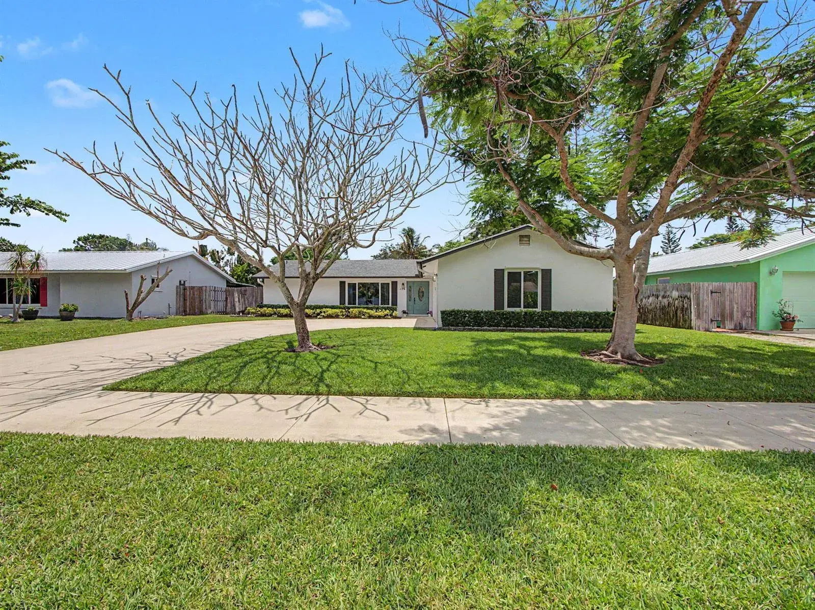 126 Chapel Lane, Tequesta FL 33469