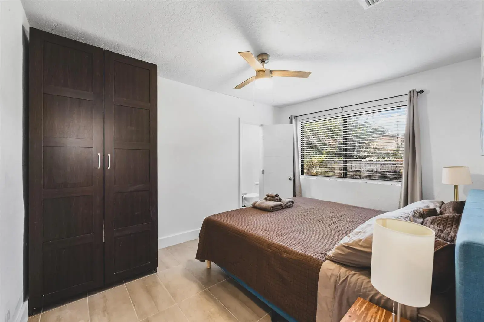 1625 Cleveland Street, Hollywood FL 33020