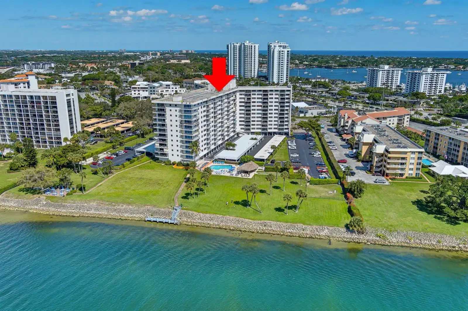 336 Golfview Road # 905, North Palm Beach FL 33408