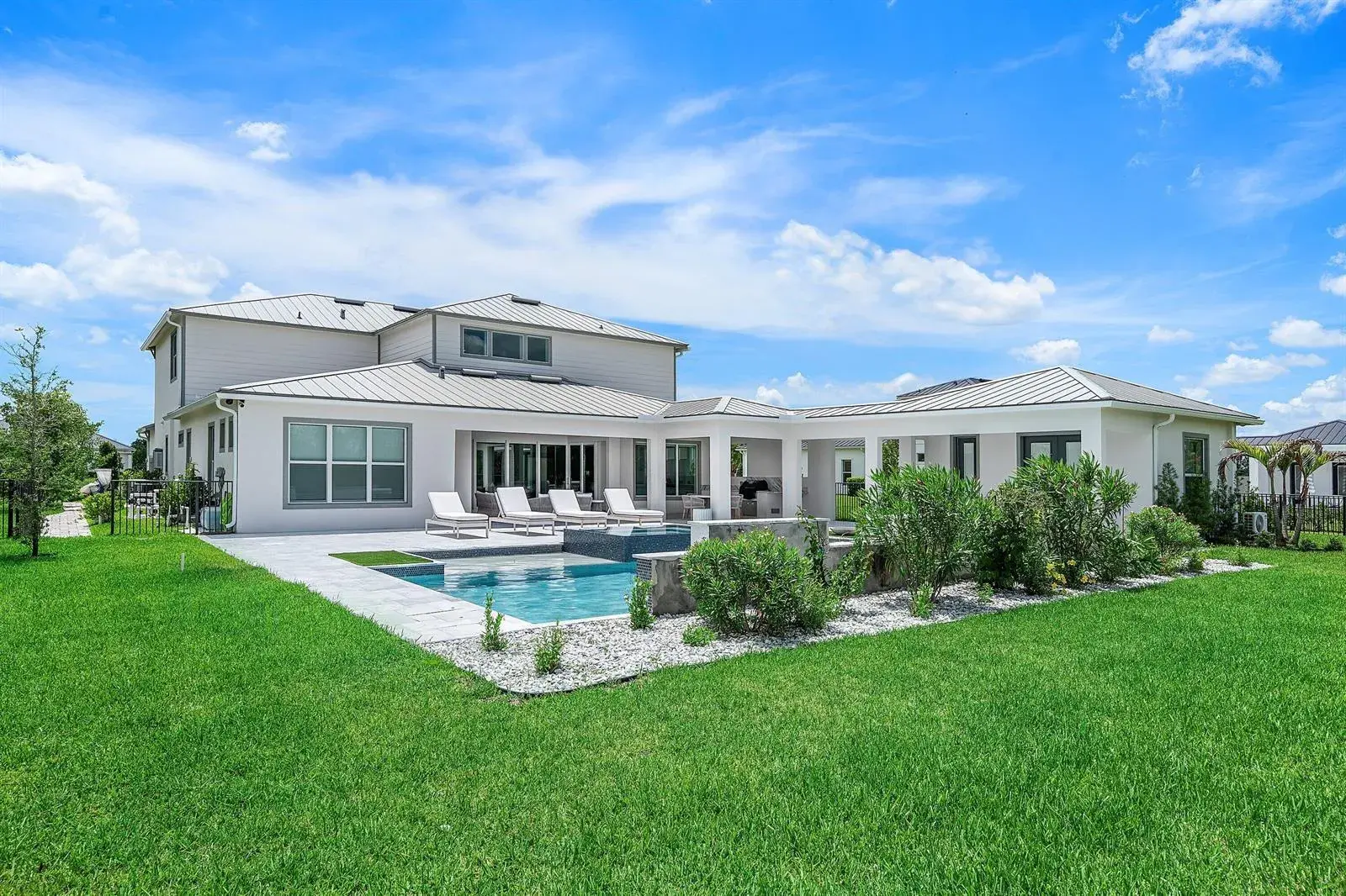 20020 SE Bridgewater Drive, Jupiter FL 33458