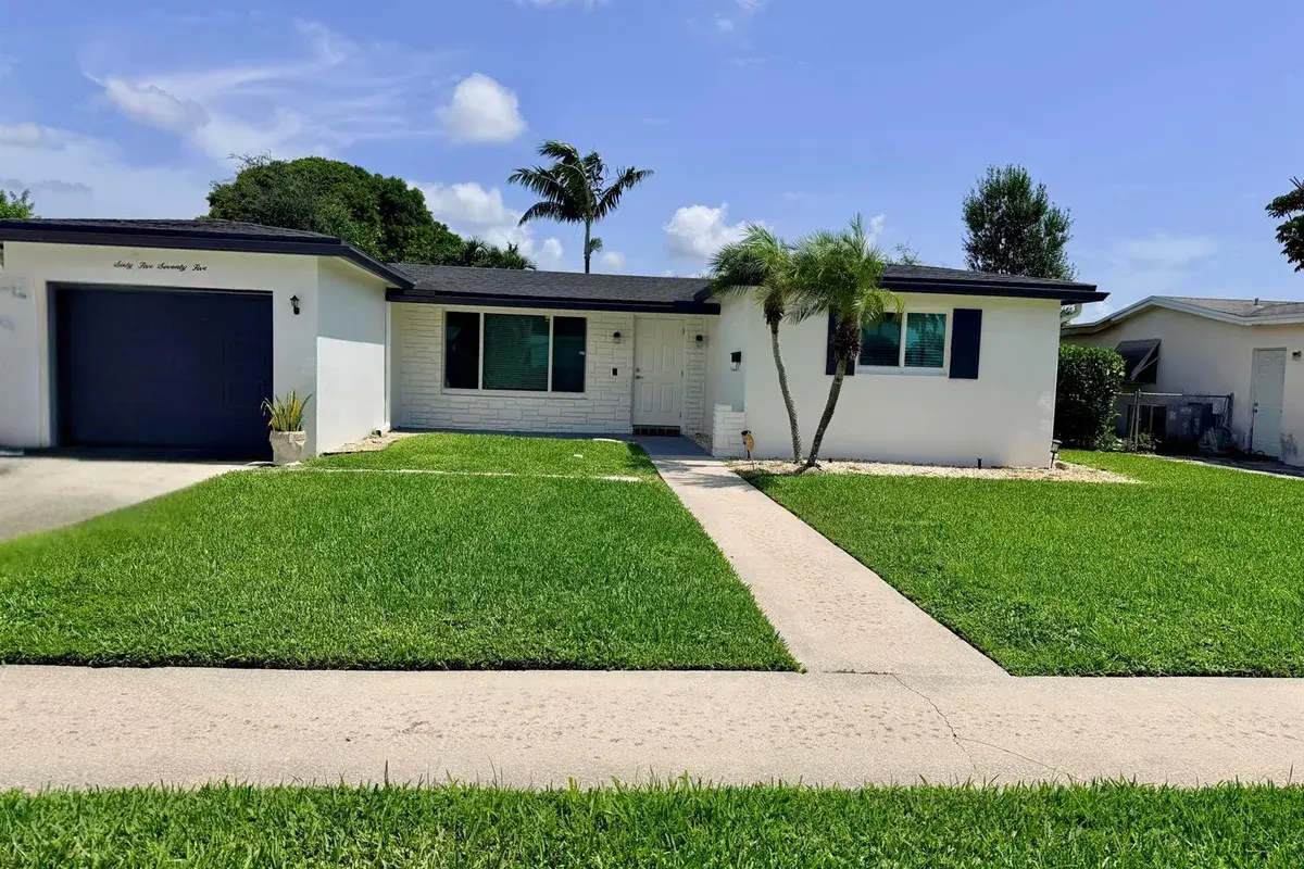 6575 NW 3rd Street, Margate FL 33063