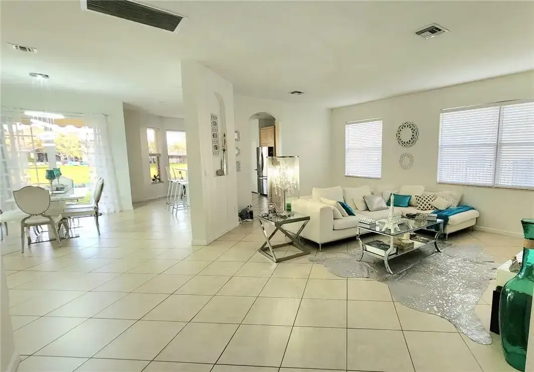 1807 SW Jamesport Drive, Port St. Lucie FL 34953 photo 4