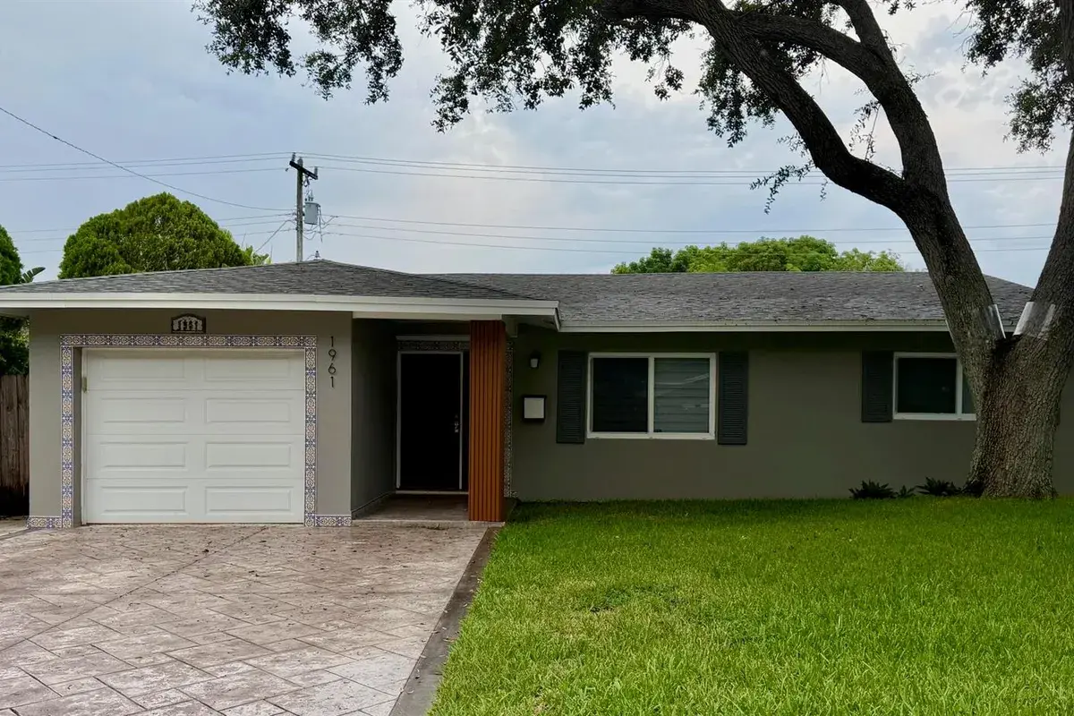 1961 NW 43rd Court, Oakland Park FL 33309