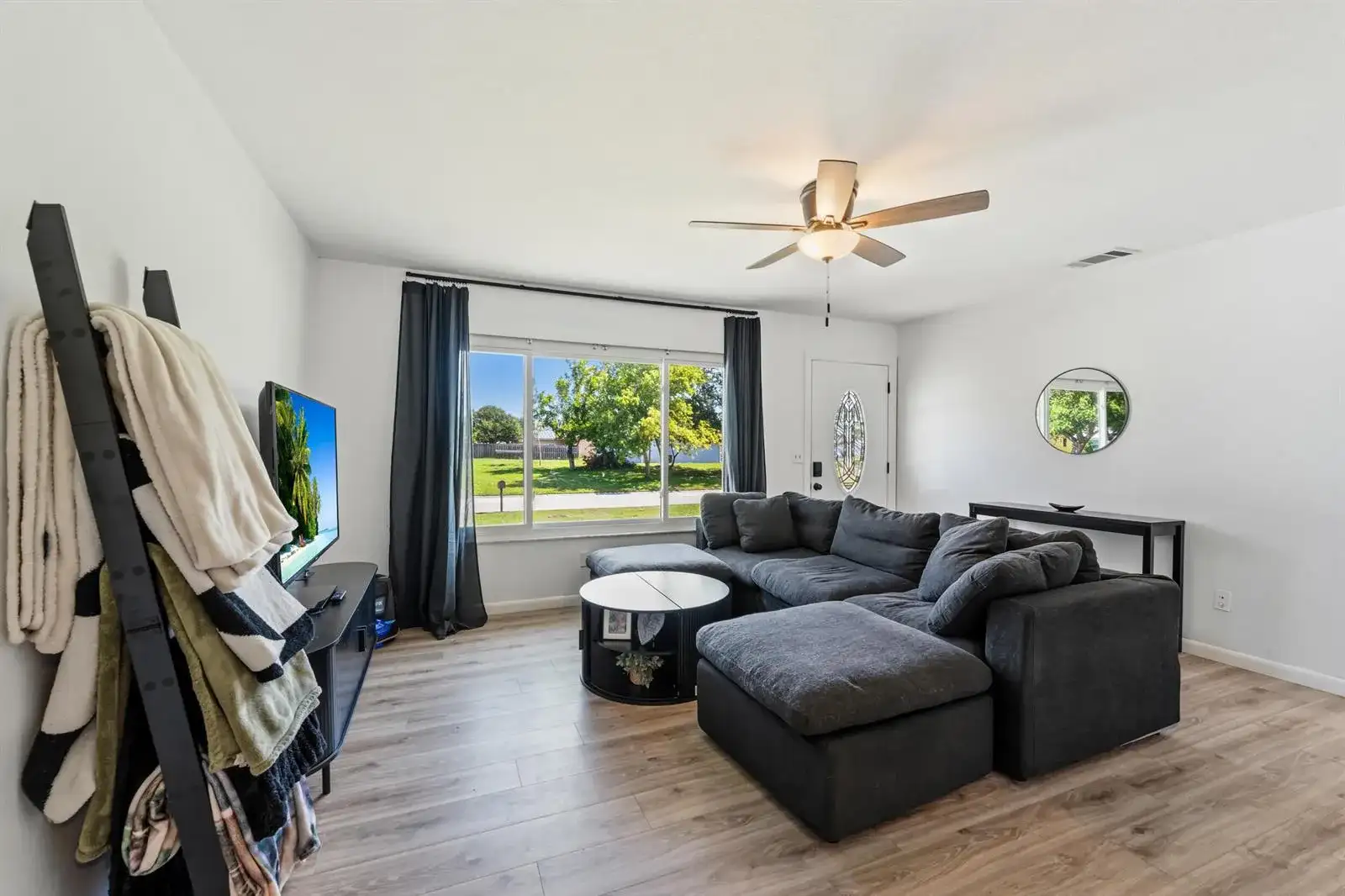 745 21st Street SW, Vero Beach FL 32960 photo 2