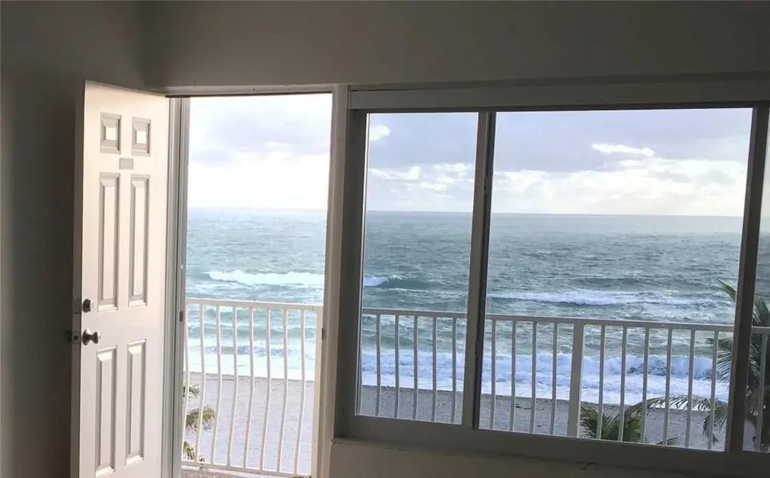 300 E Oregon Street E # 303, Hollywood FL 33019