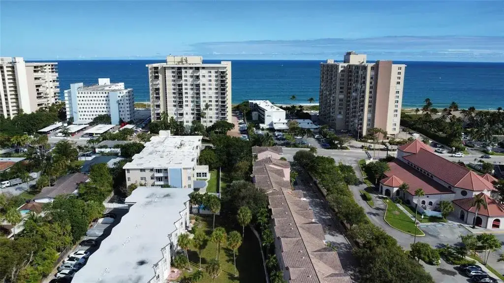 1967 S Ocean Boulevard # c, Lauderdale By The Sea FL 33062
