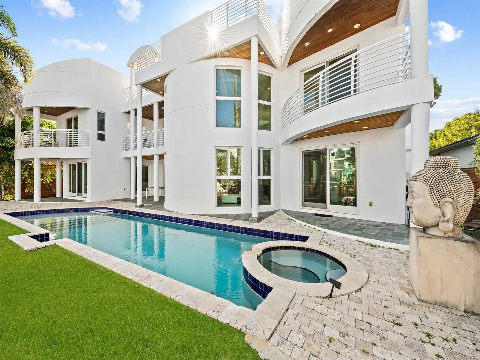 450 Victoria Terrace, Fort Lauderdale FL 33301 photo 3