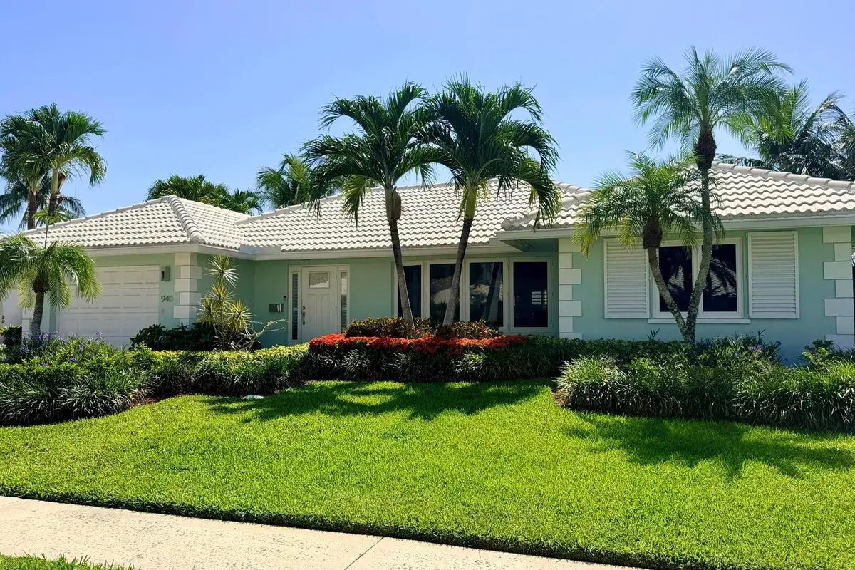 940 SW Mulberry Way, Boca Raton FL 33486