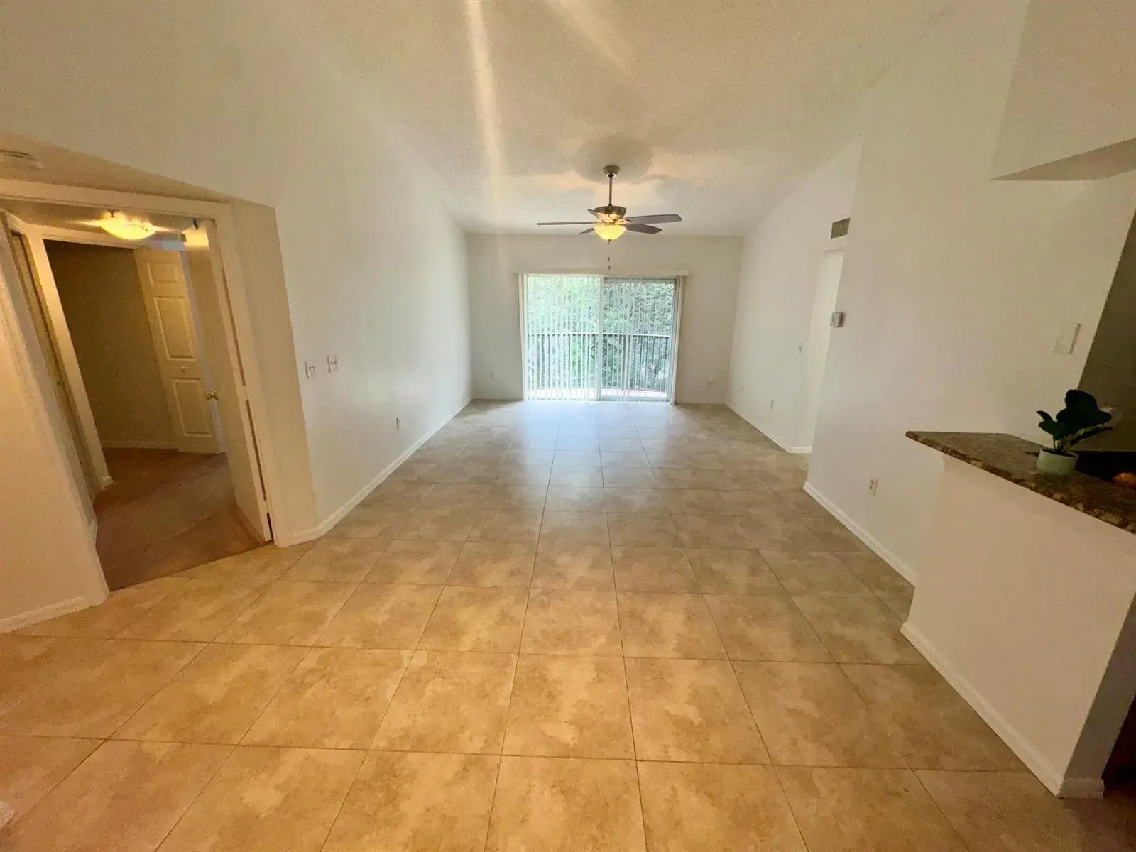 1300 Crestwood Drive # 1309, Royal Palm Beach FL 33411