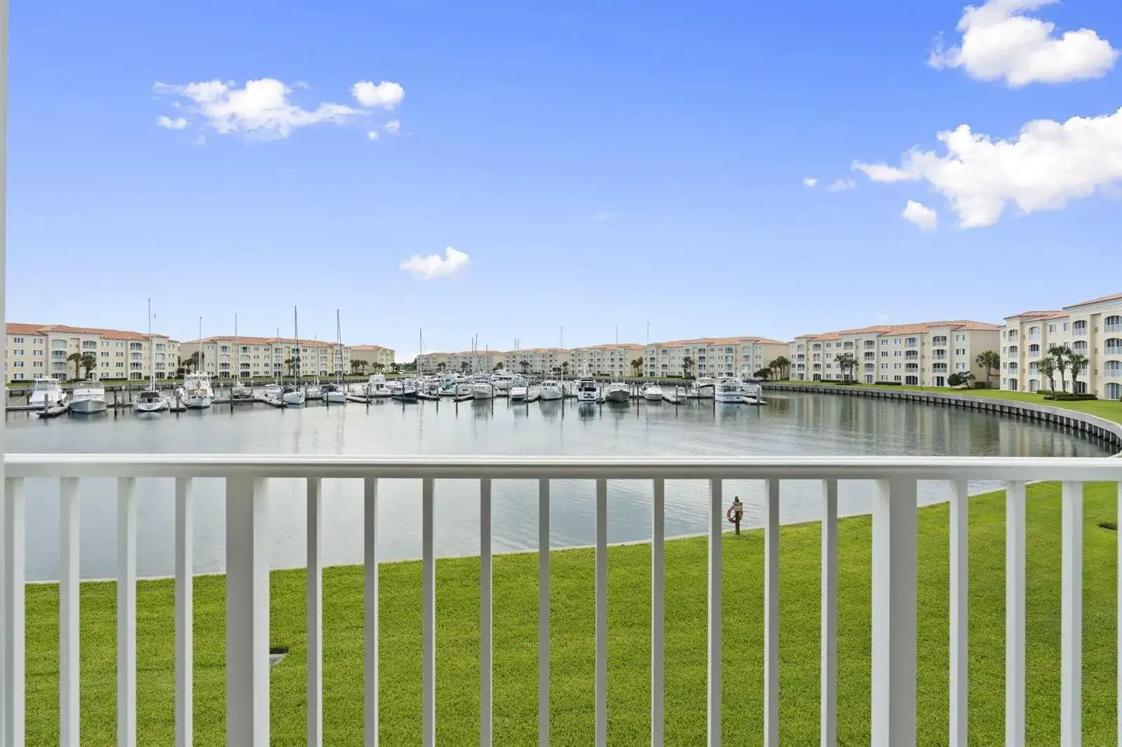 11 Harbour Isle Drive W # 206, Fort Pierce FL 34949 photo 2