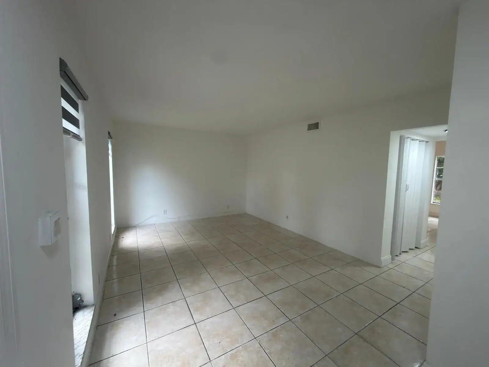 6583 Boulevard Of Champions, North Lauderdale FL 33068 photo 4