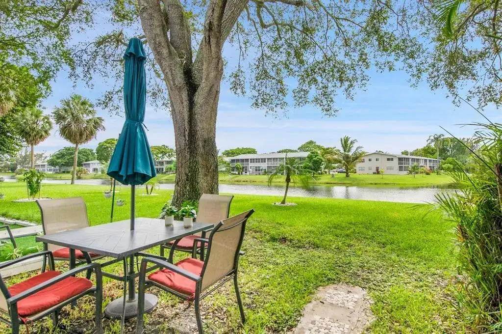 102 Westbury E # 102, Deerfield Beach FL 33442