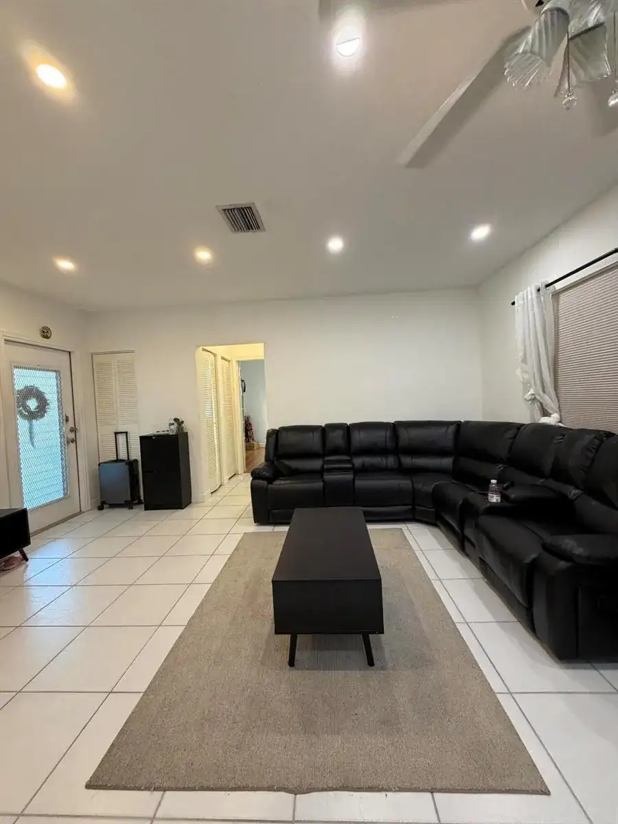 1300 N 17th Avenue # 206, Hollywood FL 33020 photo 2