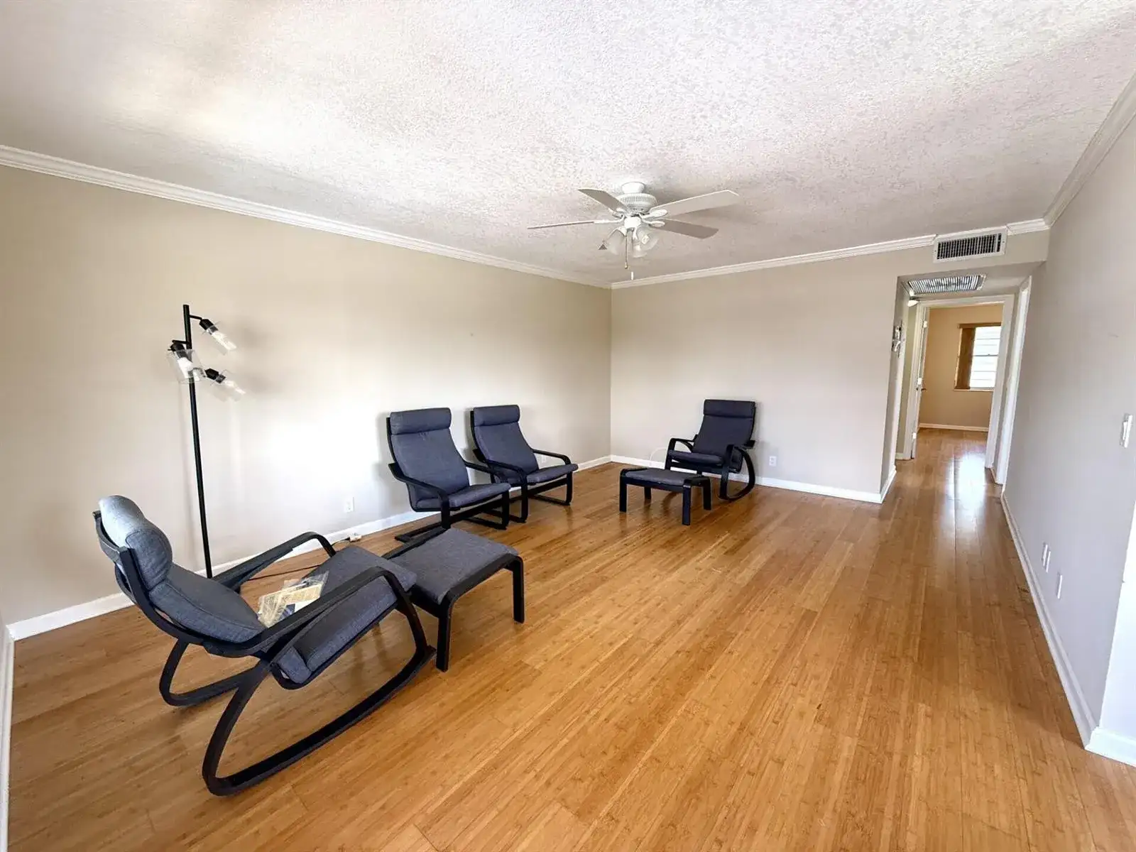 73 Hastings E, West Palm Beach FL 33417 photo 3