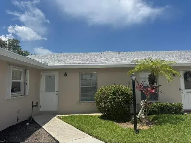 542 Franconia Circle, Lake Worth FL 33467