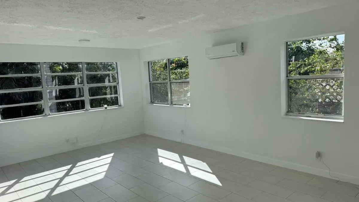 2745 Funston Street, Hollywood FL 33020