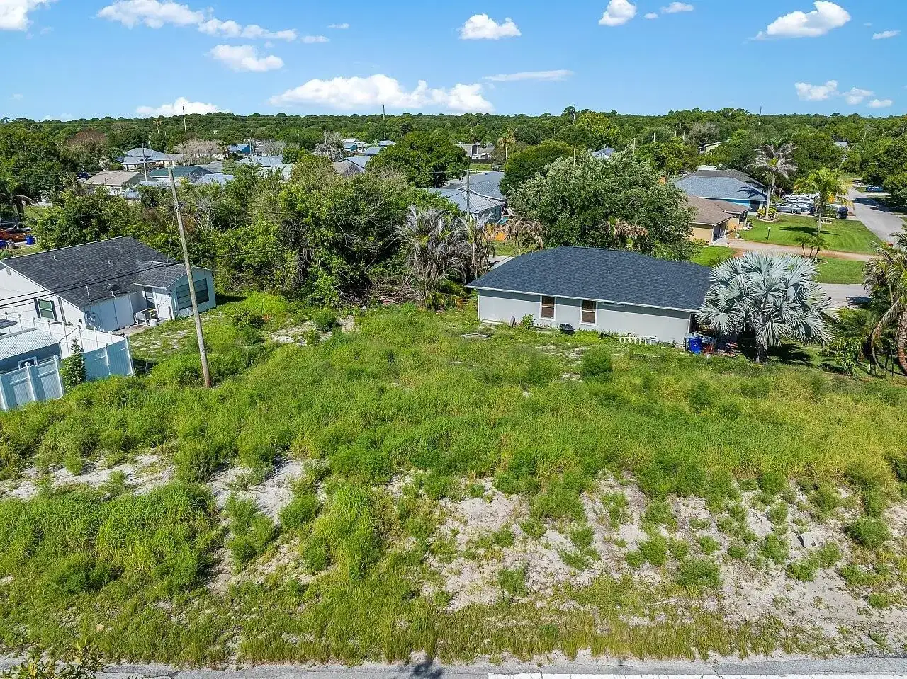 1325 2nd Road SW, Vero Beach FL 32962 photo 3