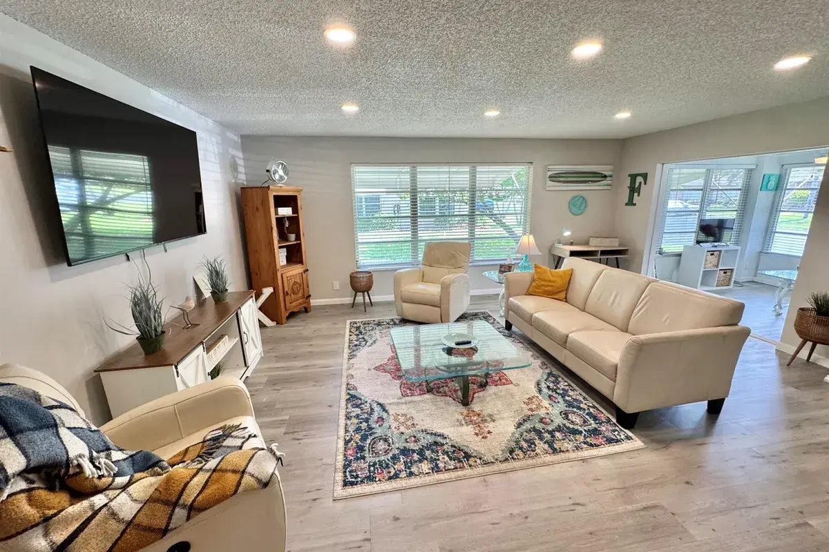 1342 High Point Way SE # D, Delray Beach FL 33445