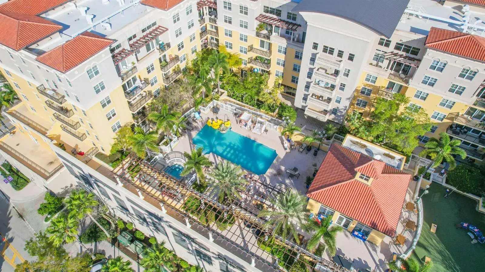 101 Plaza Real S # 829, Boca Raton FL 33432