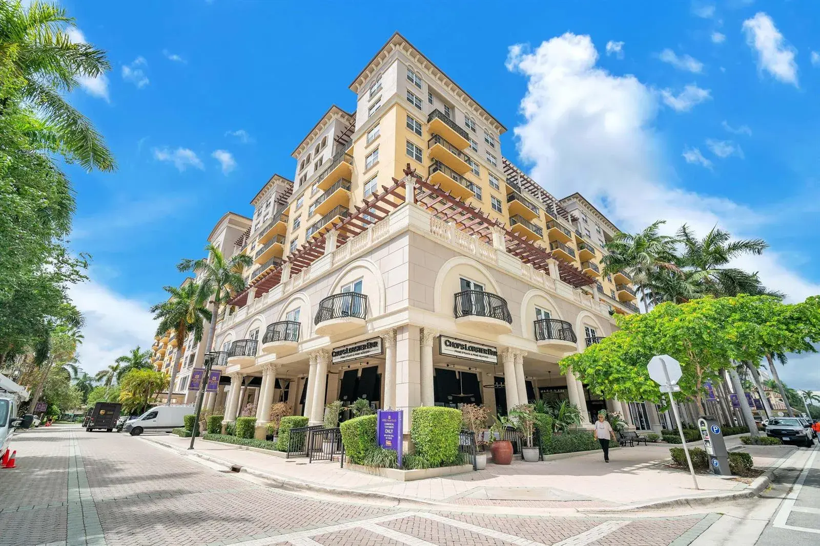 101 Plaza Real S # 829, Boca Raton FL 33432