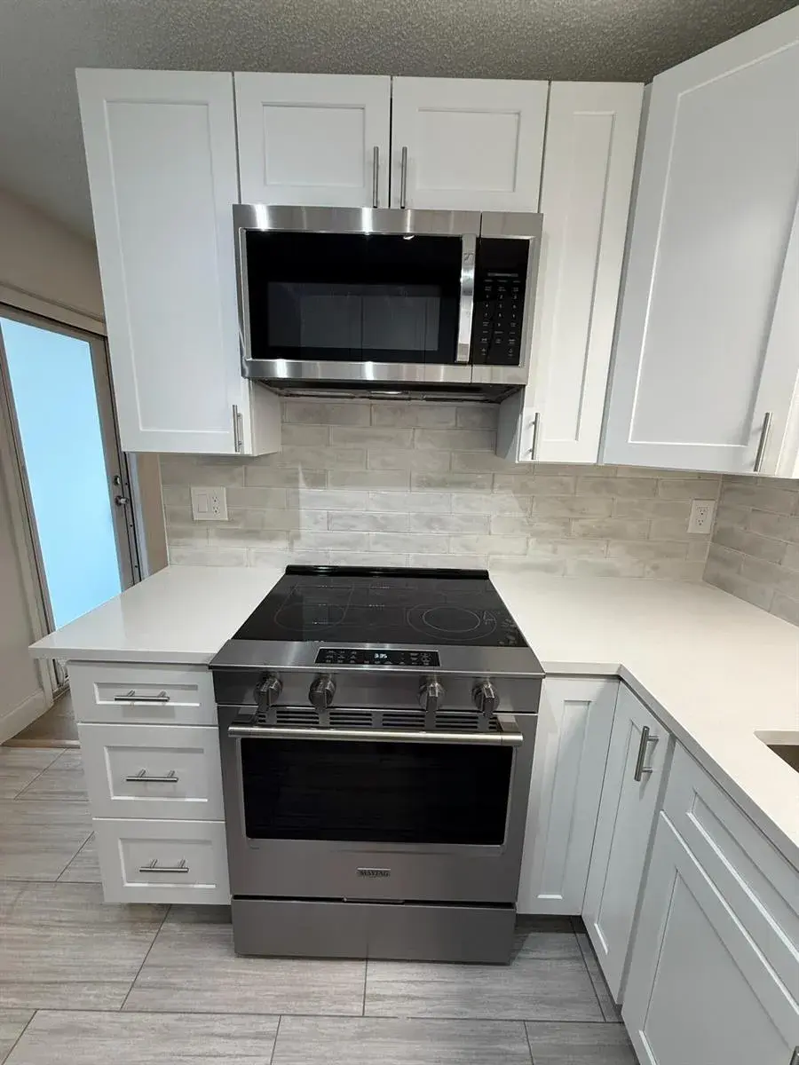 2630 W 28th Street, Riviera Beach FL 33404