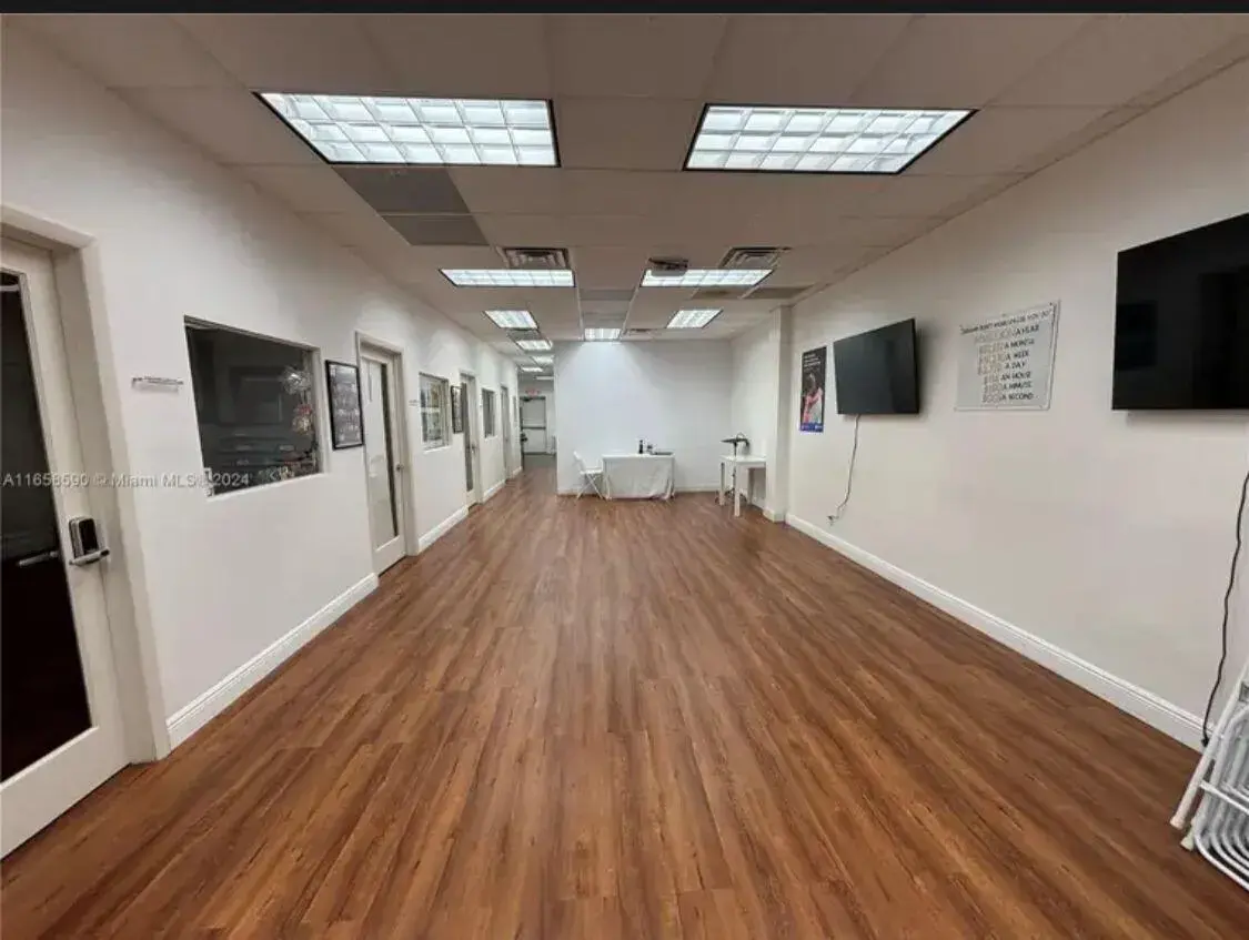4850 N State Road 7 # 104, Lauderdale Lakes FL 33309