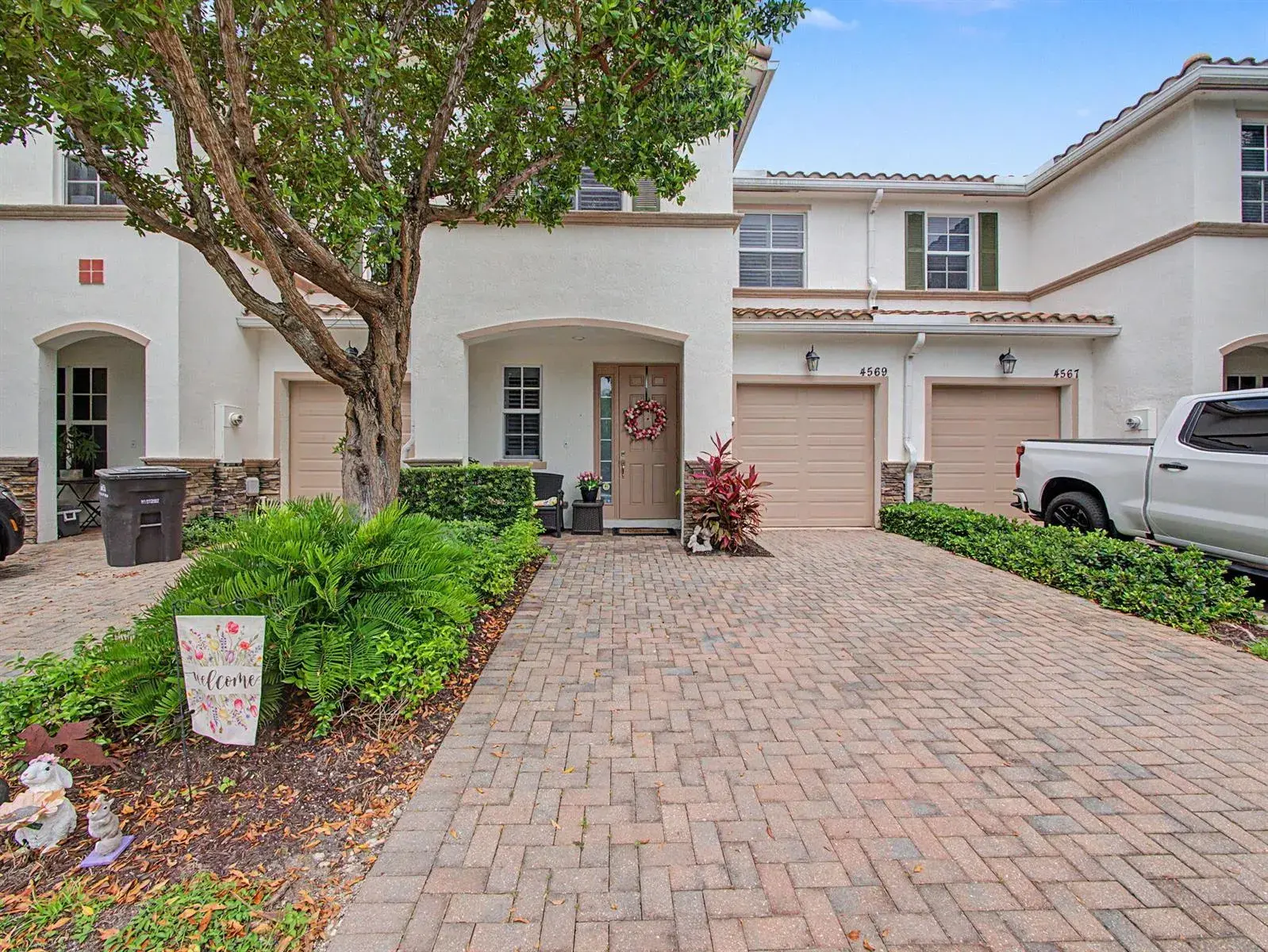 4569 Tara Cove Way, West Palm Beach FL 33417