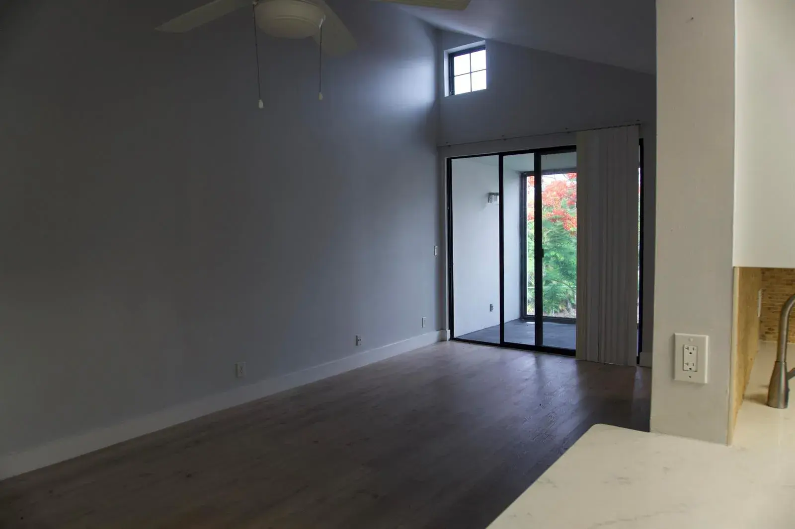 213 Lake Pointe Drive # 211, Oakland Park FL 33309