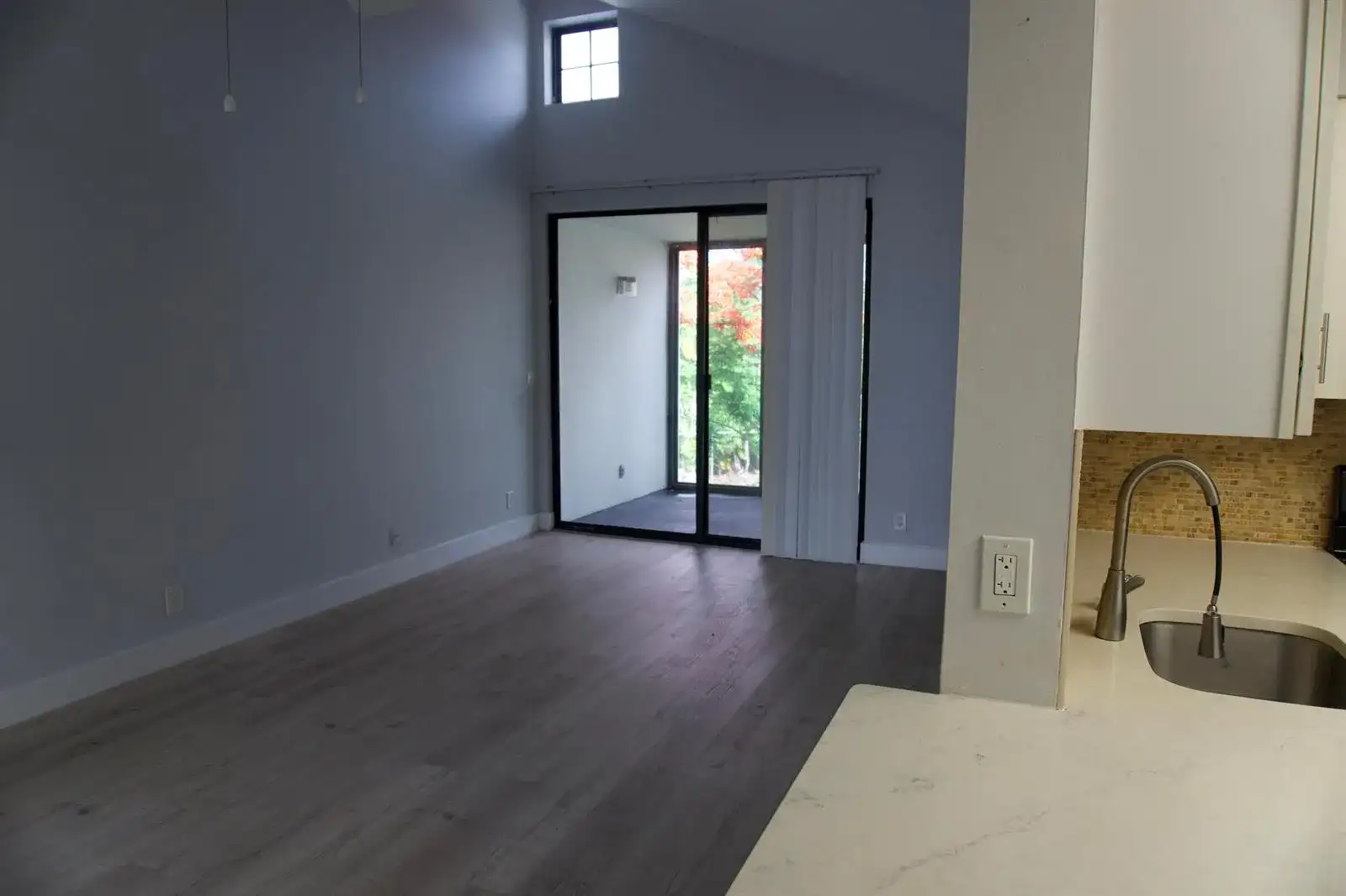 213 Lake Pointe Drive # 211, Oakland Park FL 33309 photo 4