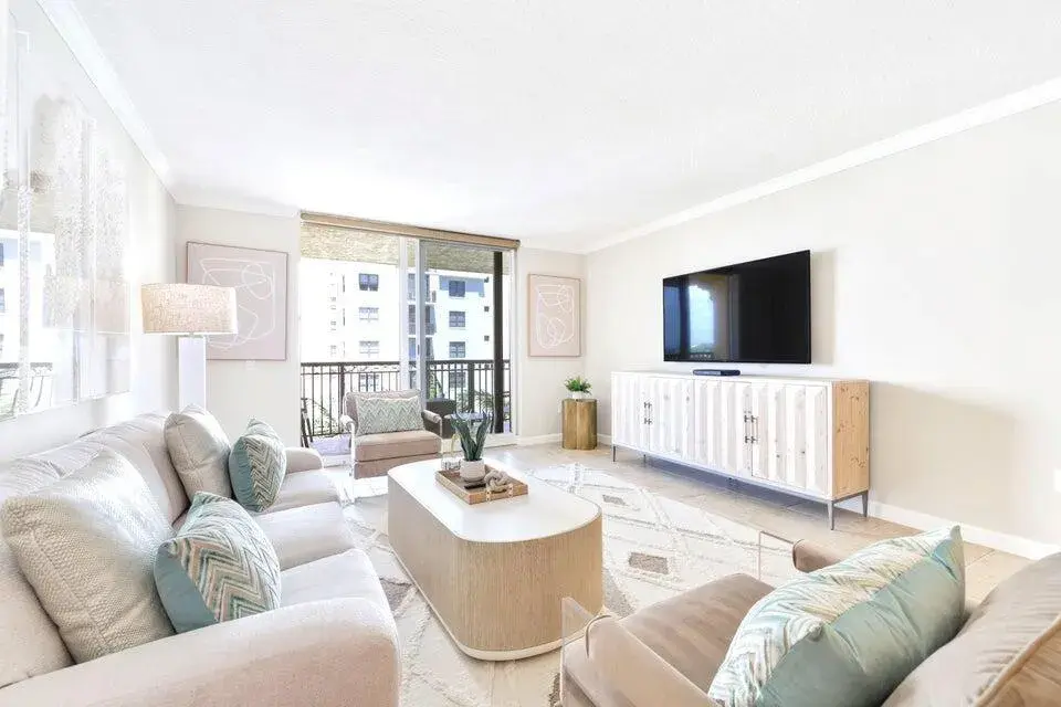 101 Plaza Real S # 606, Boca Raton FL 33432