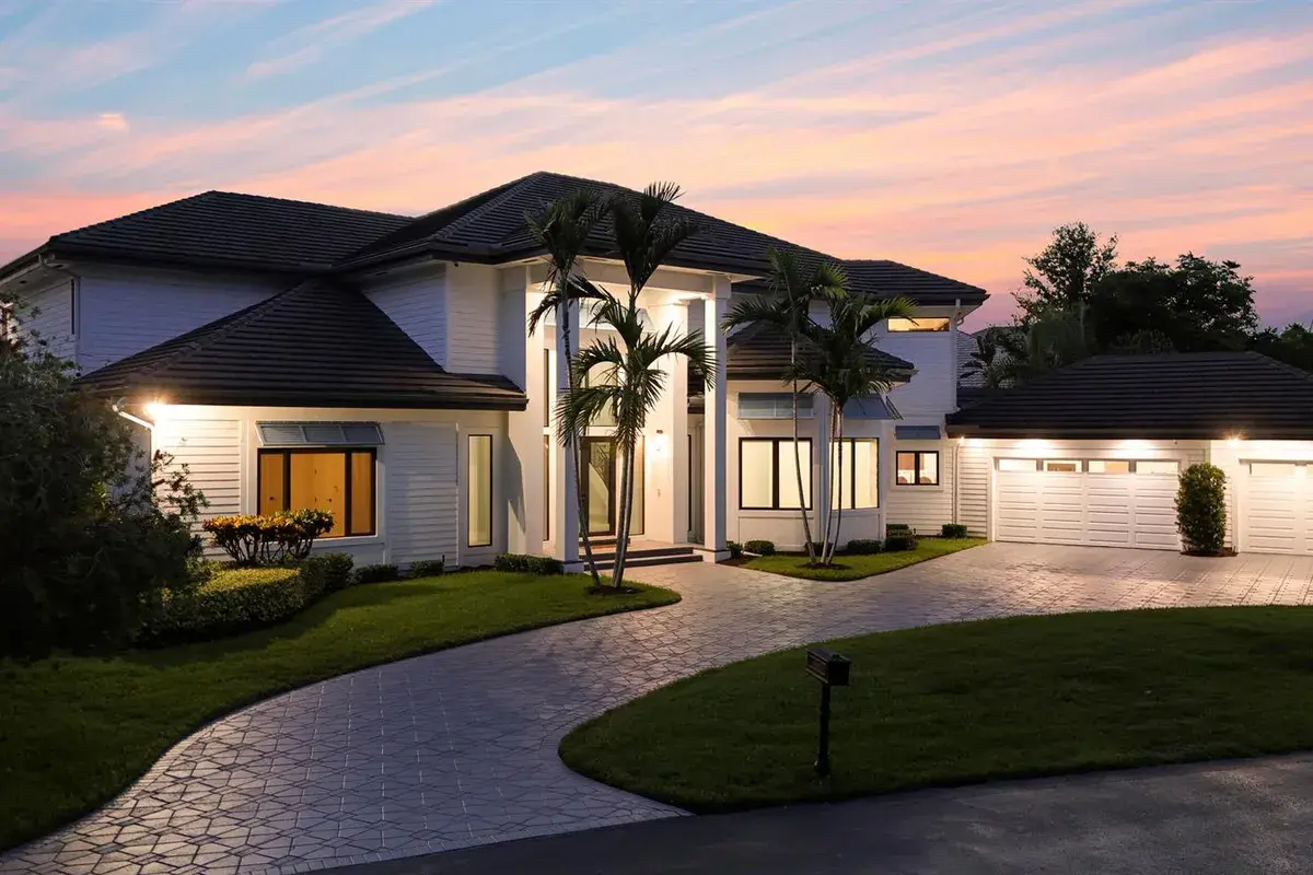 18411 SE Lakeside Drive, Jupiter FL 33469