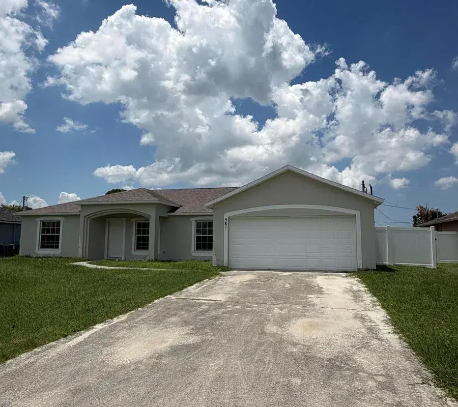 581 NW Goldcoast Avenue, Port St. Lucie FL 34983