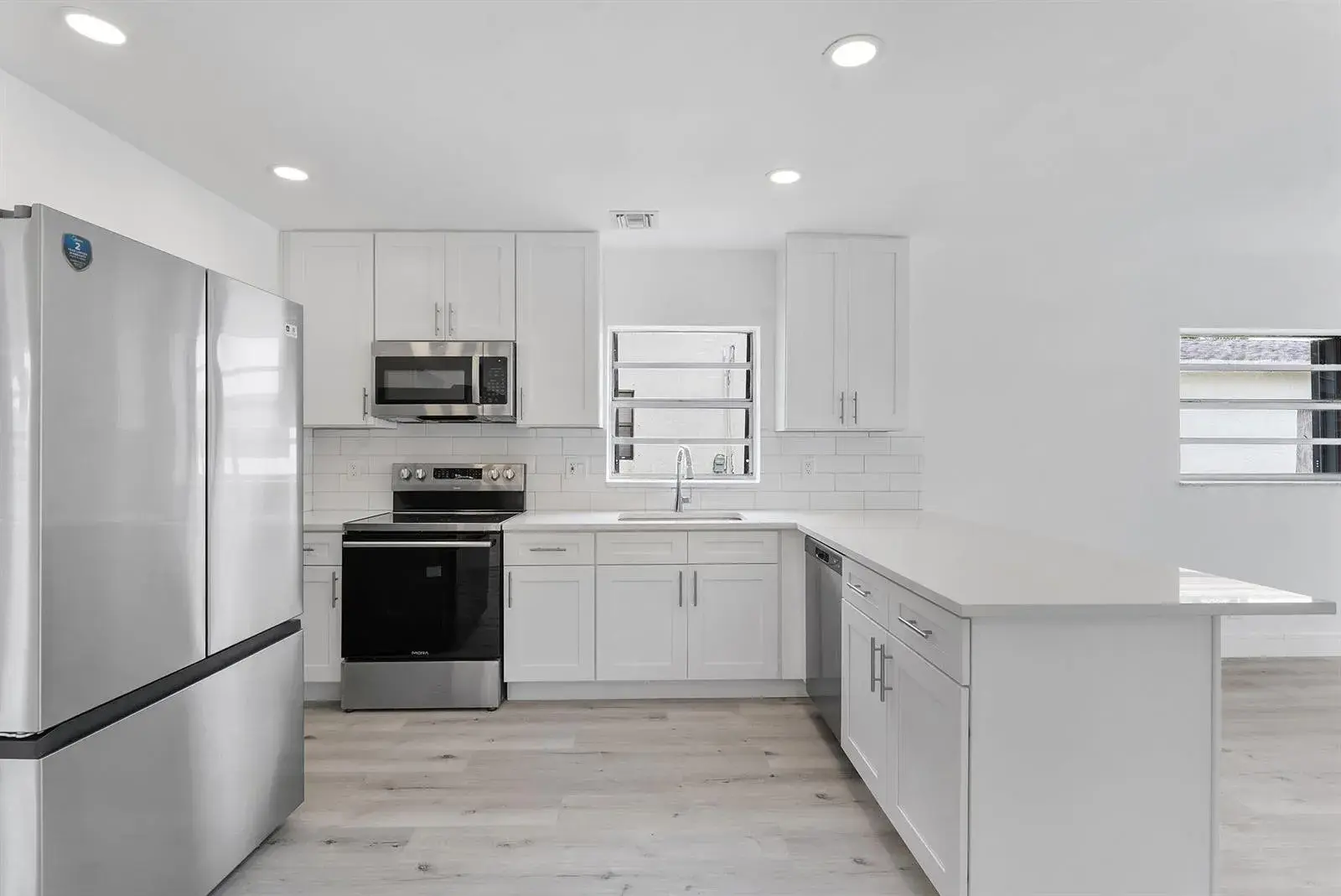488 NW 2nd Terrace, Deerfield Beach FL 33441