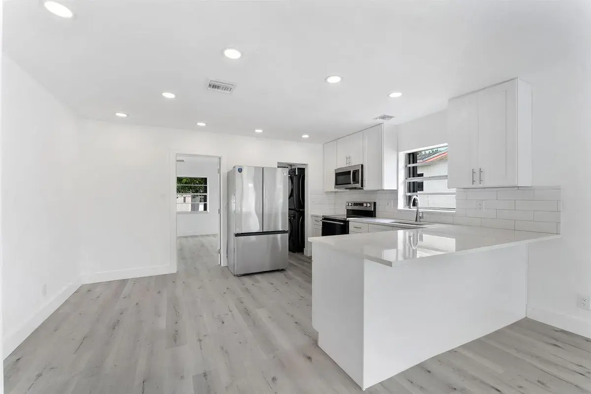 488 NW 2nd Terrace, Deerfield Beach FL 33441