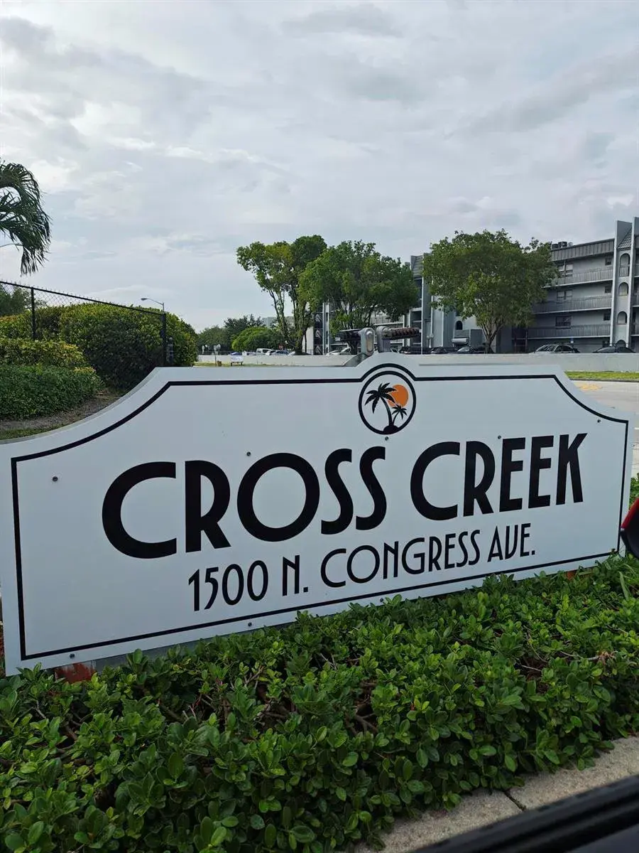 1500 N Congress Avenue Apt A44, West Palm Beach FL 33401