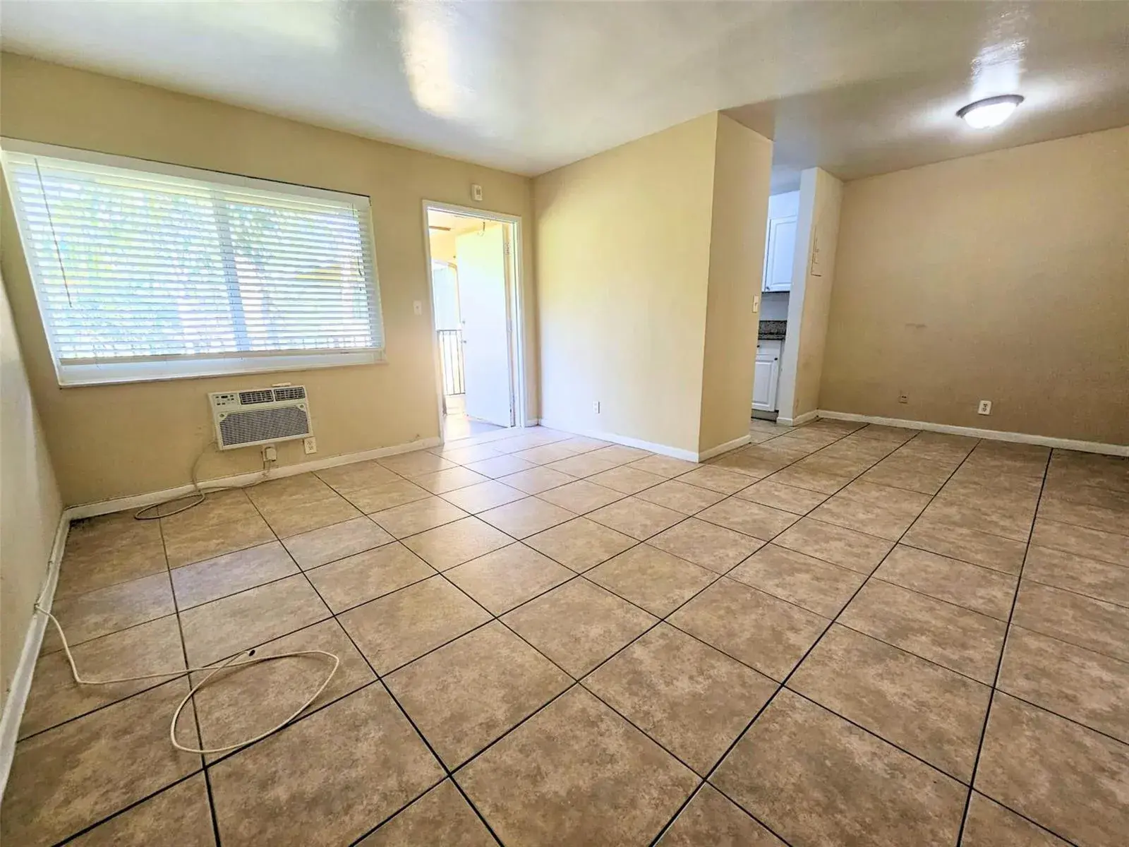 3741 SW 1st Street # 11, Fort Lauderdale FL 33312
