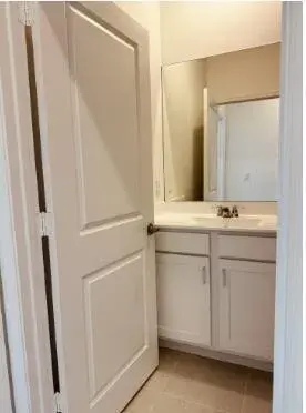 671 SE Lake Falls Street, Port St. Lucie FL 34984