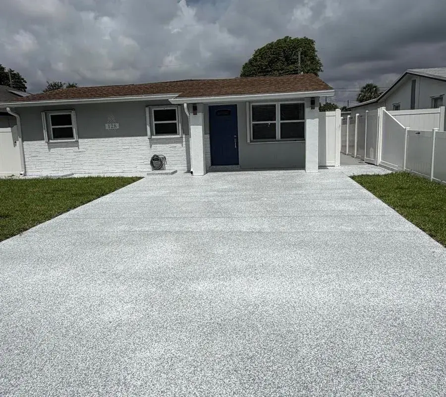 128 NW 10th Avenue, Delray Beach FL 33444