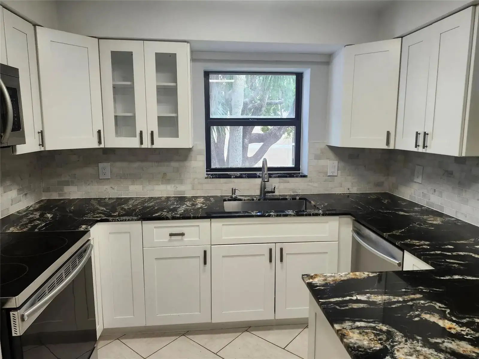 16251 Golf Club Road # 212, Weston FL 33326