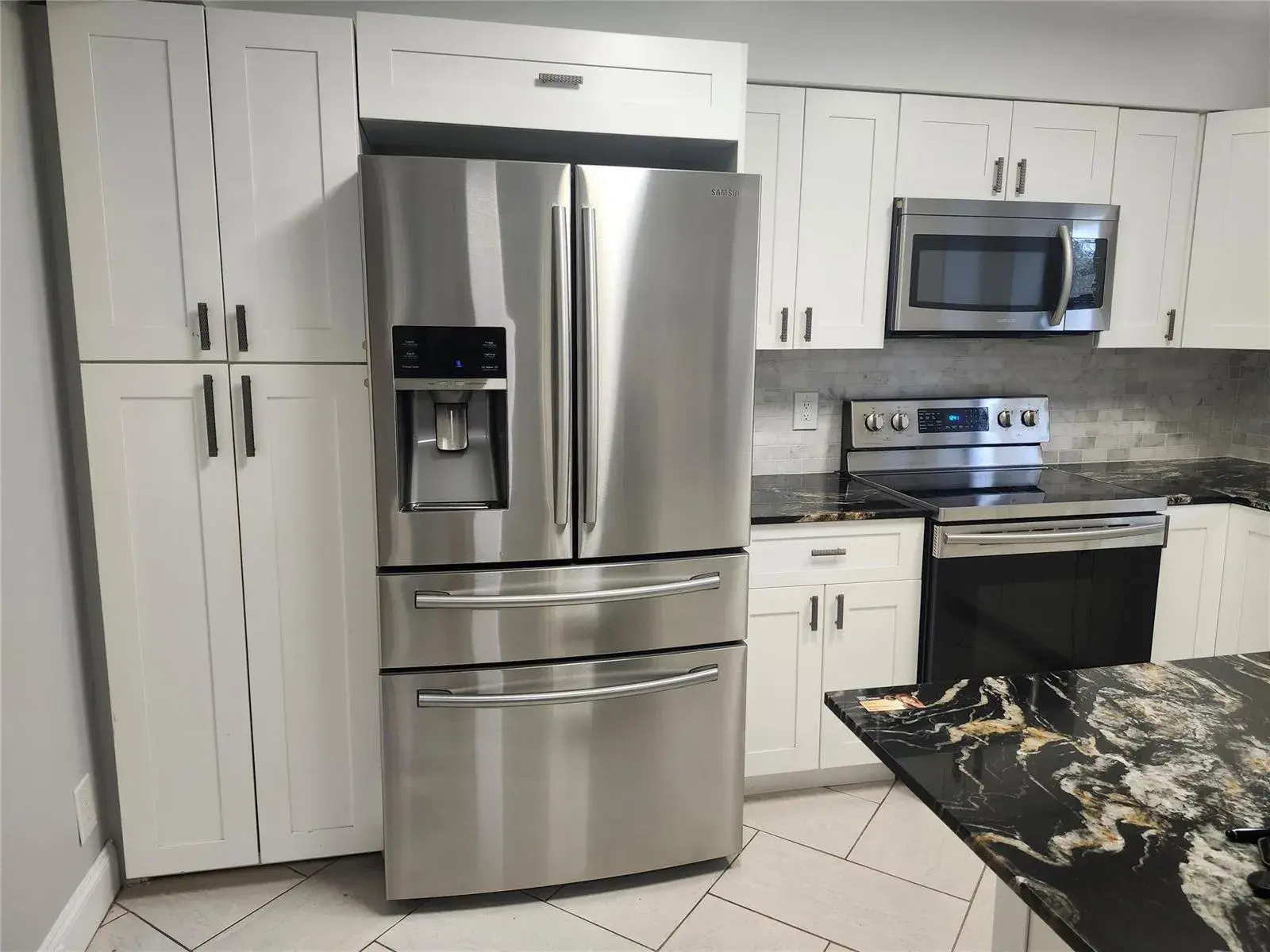16251 Golf Club Road # 212, Weston FL 33326