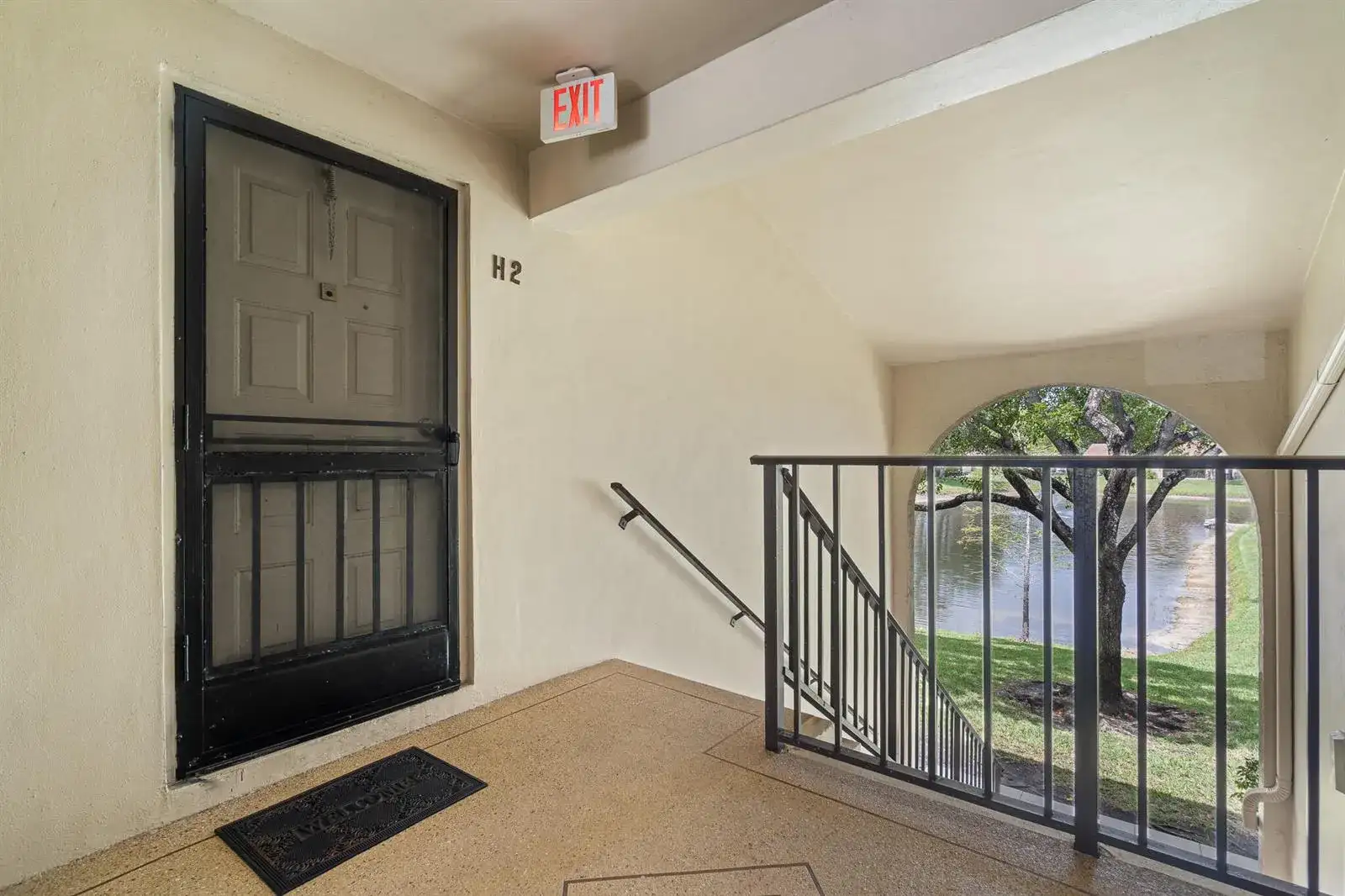 610 Sea Pine Way # H2, FL 33415 photo 3