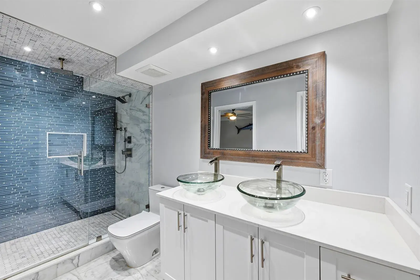 2110 NE 42nd Street # 2b, Lighthouse Point FL 33064
